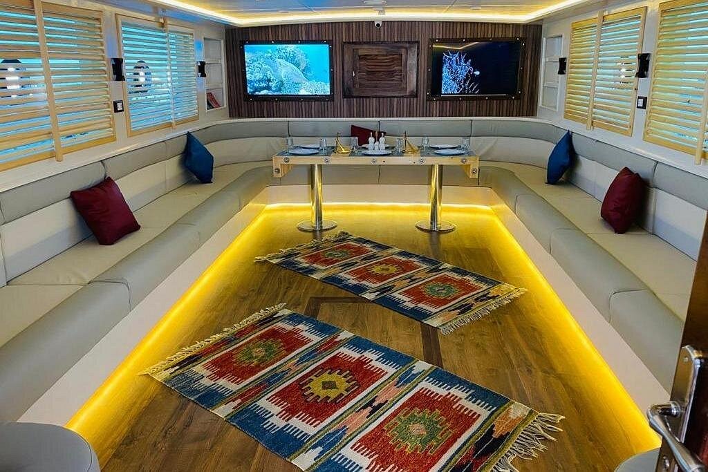 Private Boat Rental in Sharm El Sheikh Aboard Al Mabrouka — photo 3